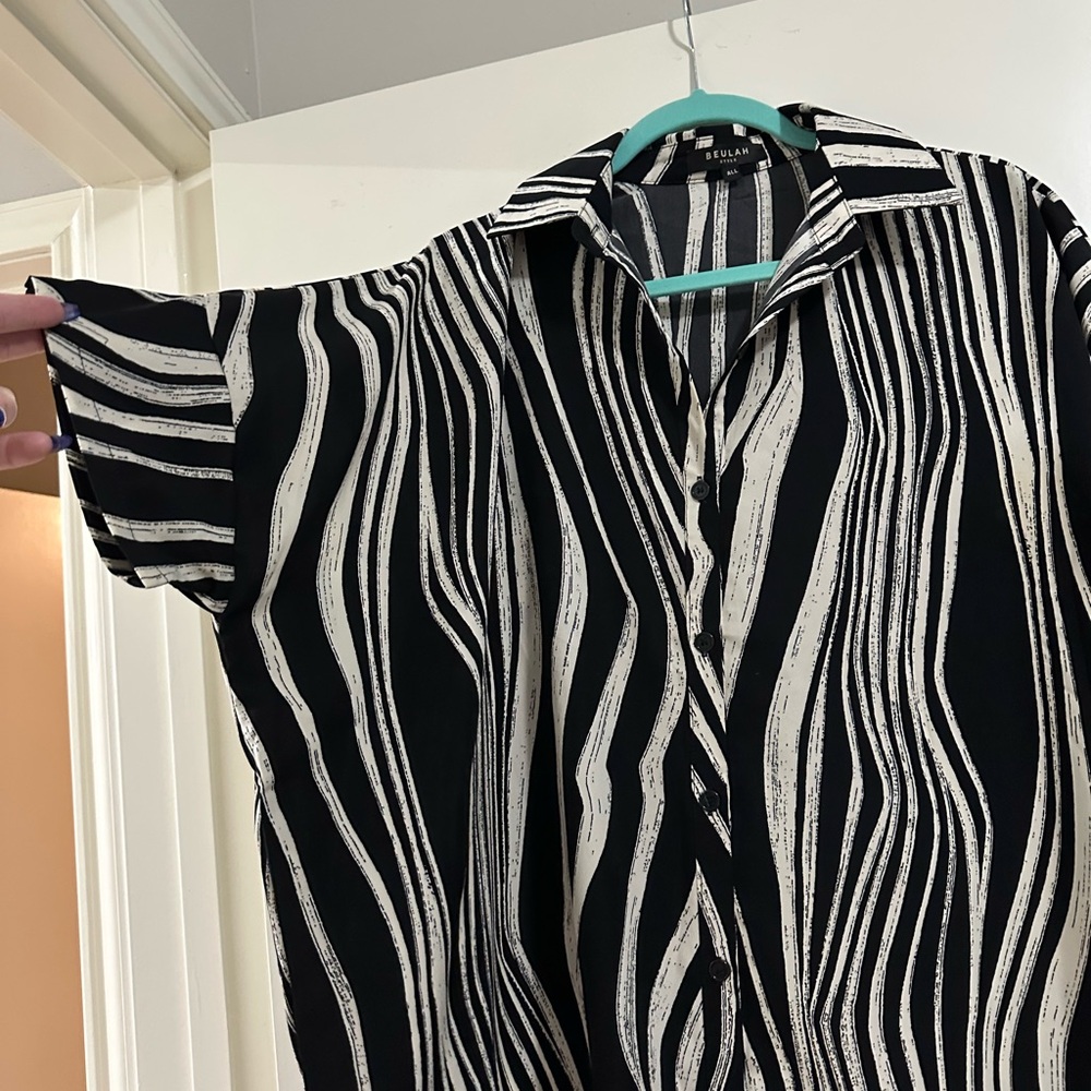 Beulah Monochrome Striped Dress - Picture 2 of 5